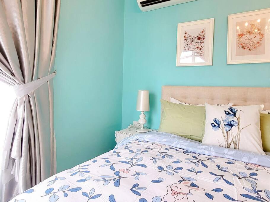 Parisan Retreat 5pax 5 Min Drive To Mt Austin. * Johor Bahru